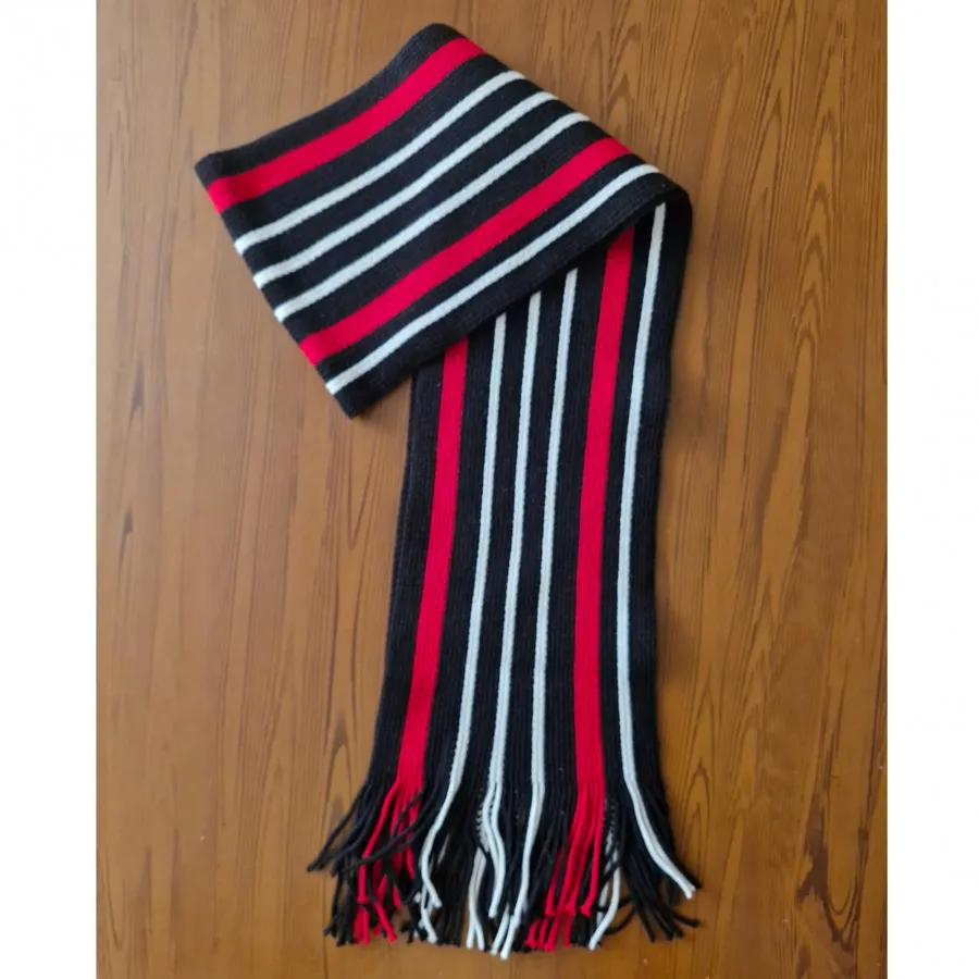 شال گردن اسپرت