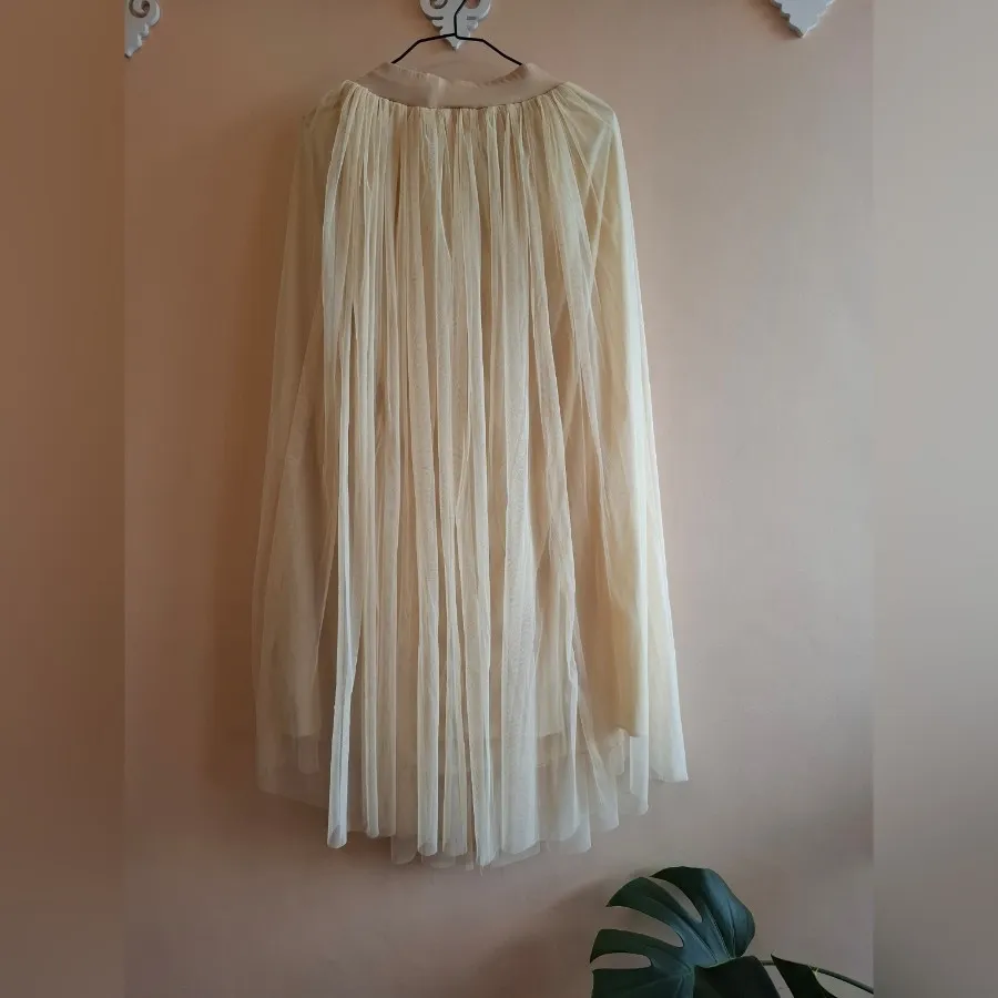 دامن تور بلند