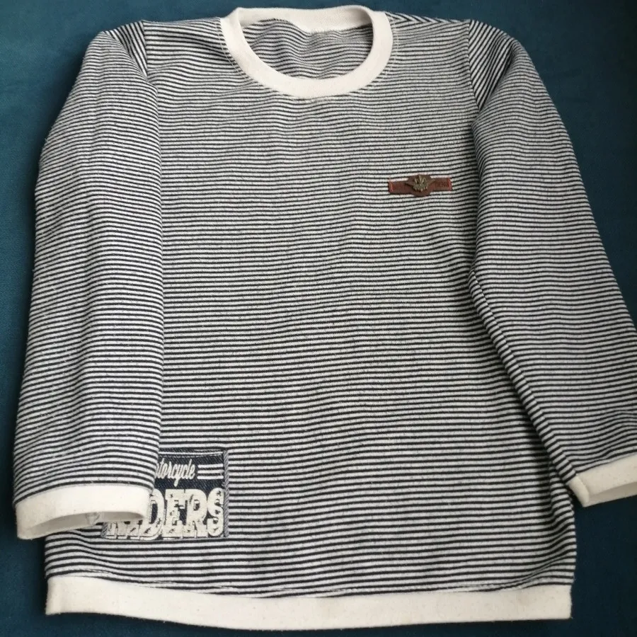 لباس بچگانه