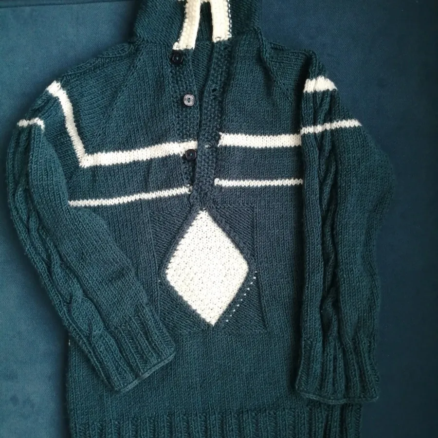 پلیور بچگانه