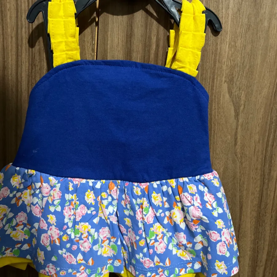 پیراهن بچگانه