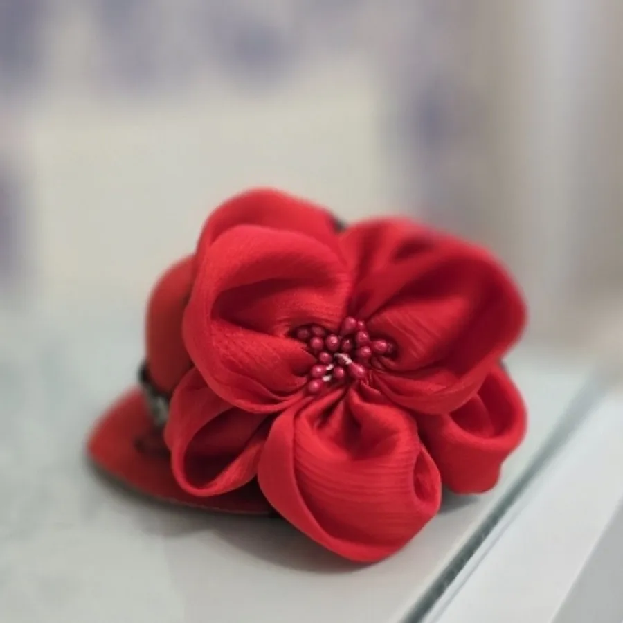 گل‌سر قرمز