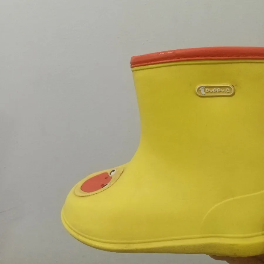 بوت پلاستیکی دختر و پسر