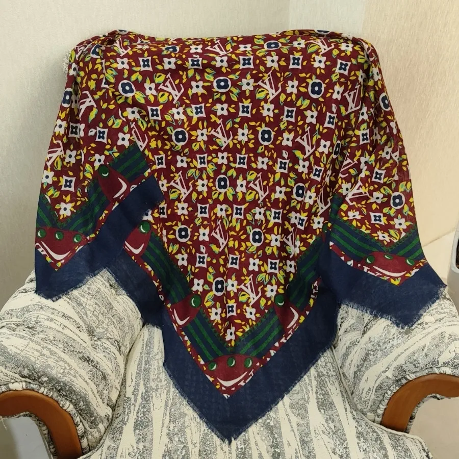 روسری قواره دار