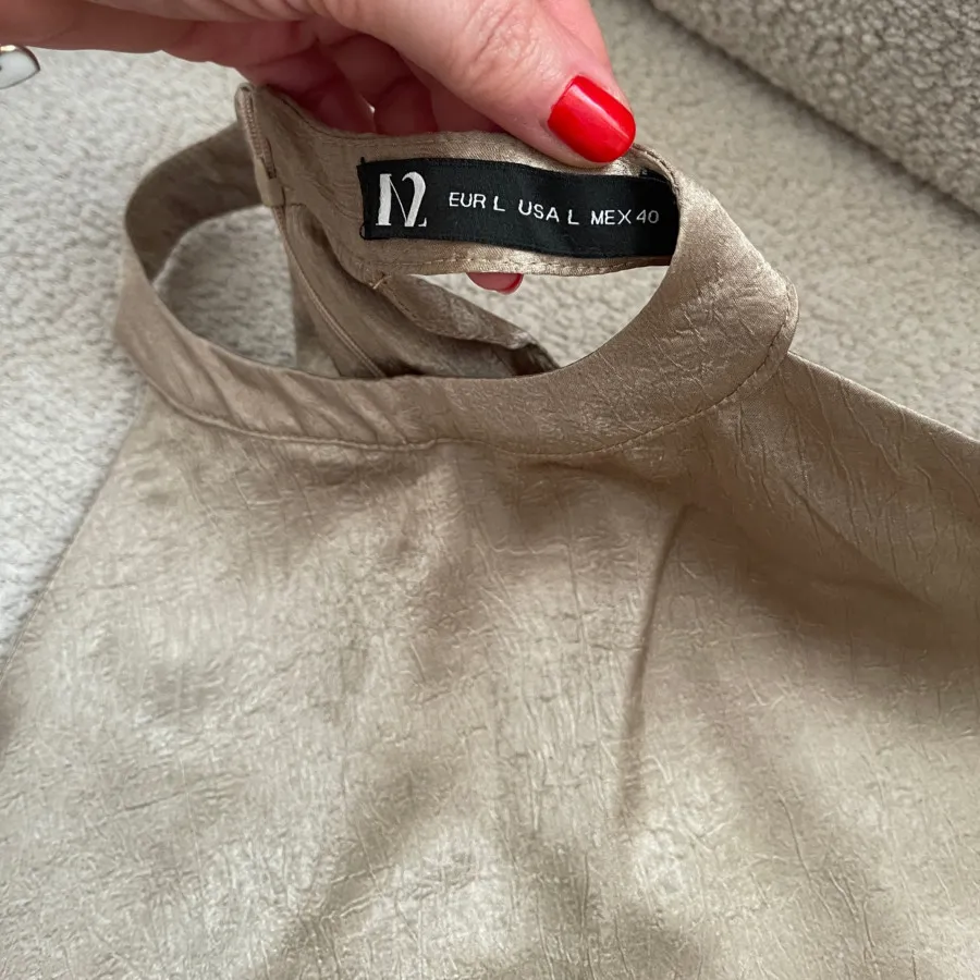 تاپ مجلسی زنانه