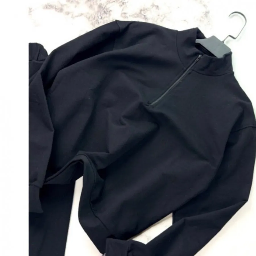 نیم زیپ و شلوار