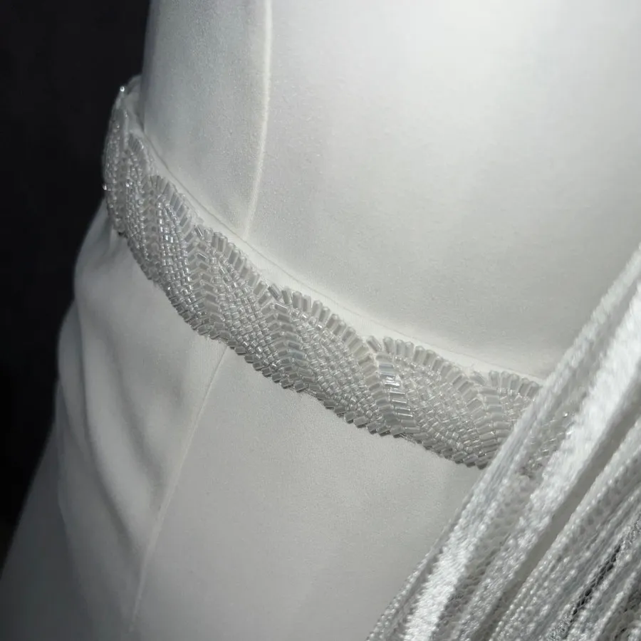 لباس عقد و عروسی