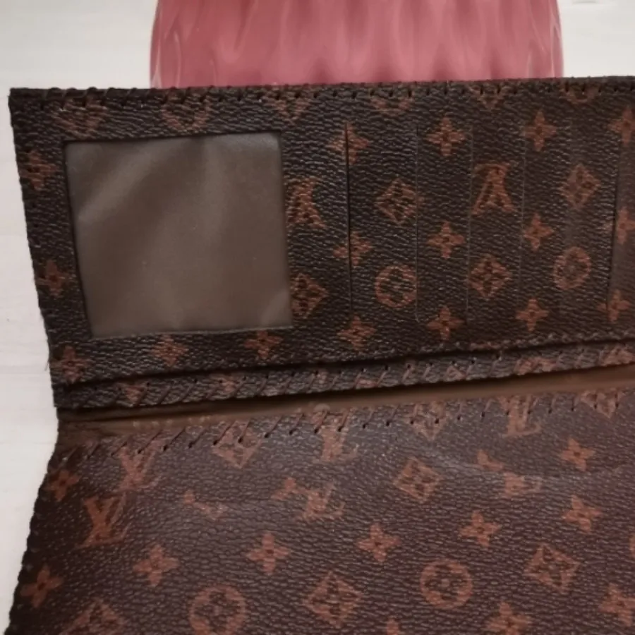 کیف پول لویی ویتون