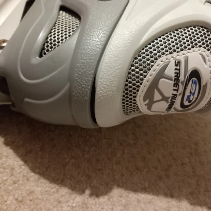 کفش اسکیت اورژینال