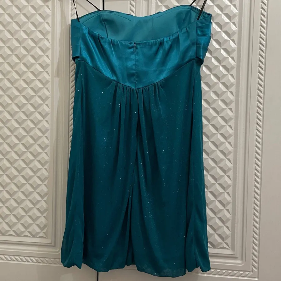 پیراهن دکلته آمریکایی