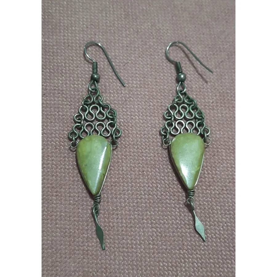 گوشواره سنگ طبیعی