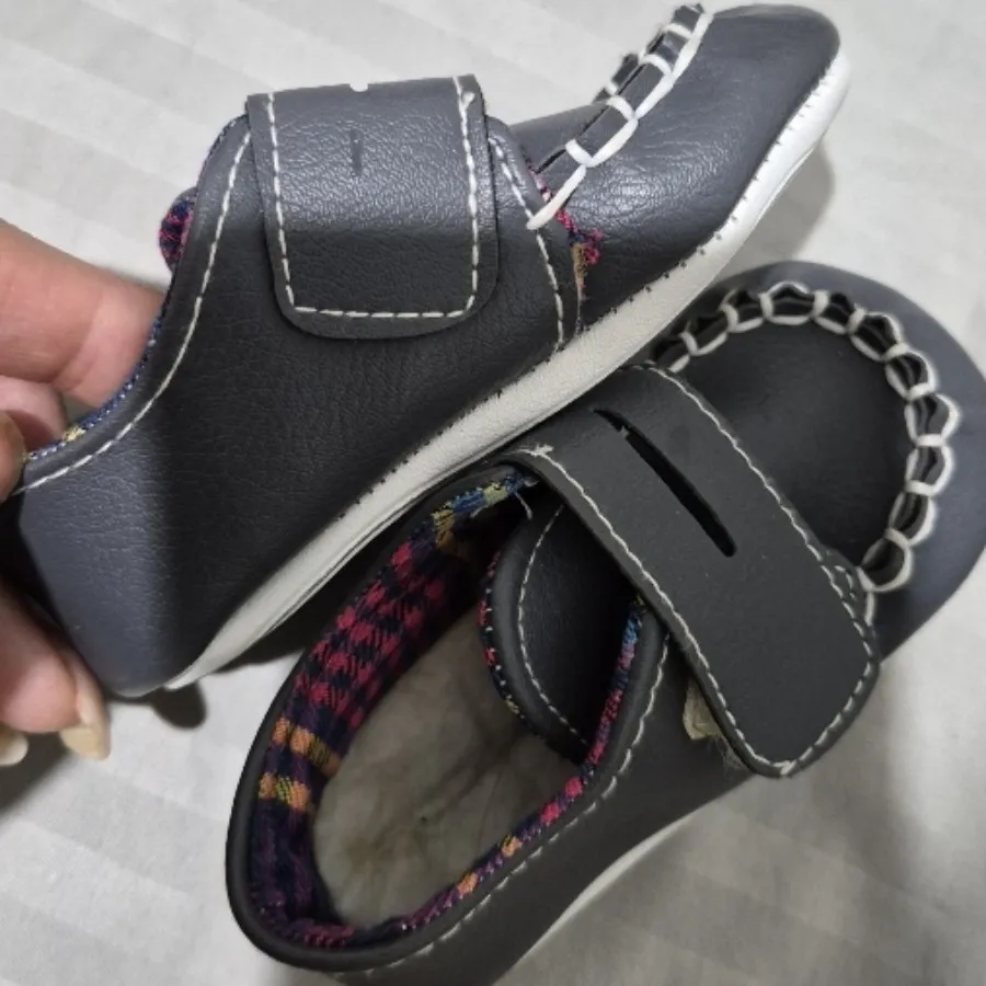 پاپوش نوزادی