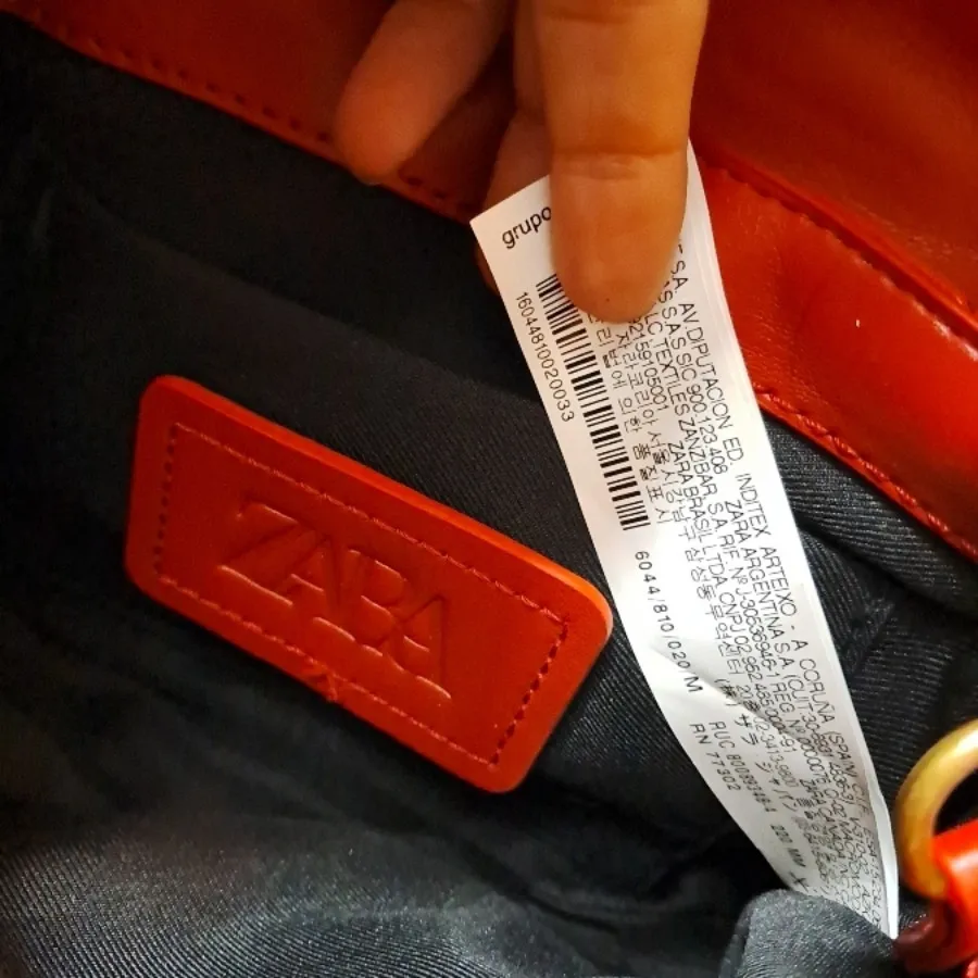 کیف قرمز zara قرمز