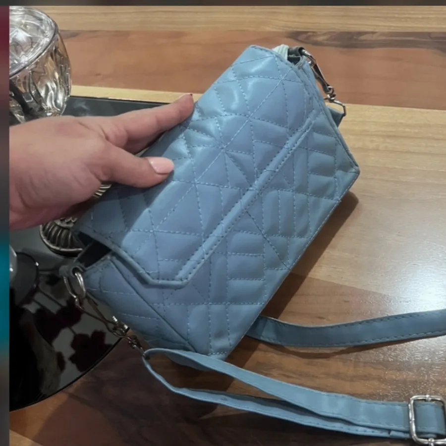 کیف دوشی chرم