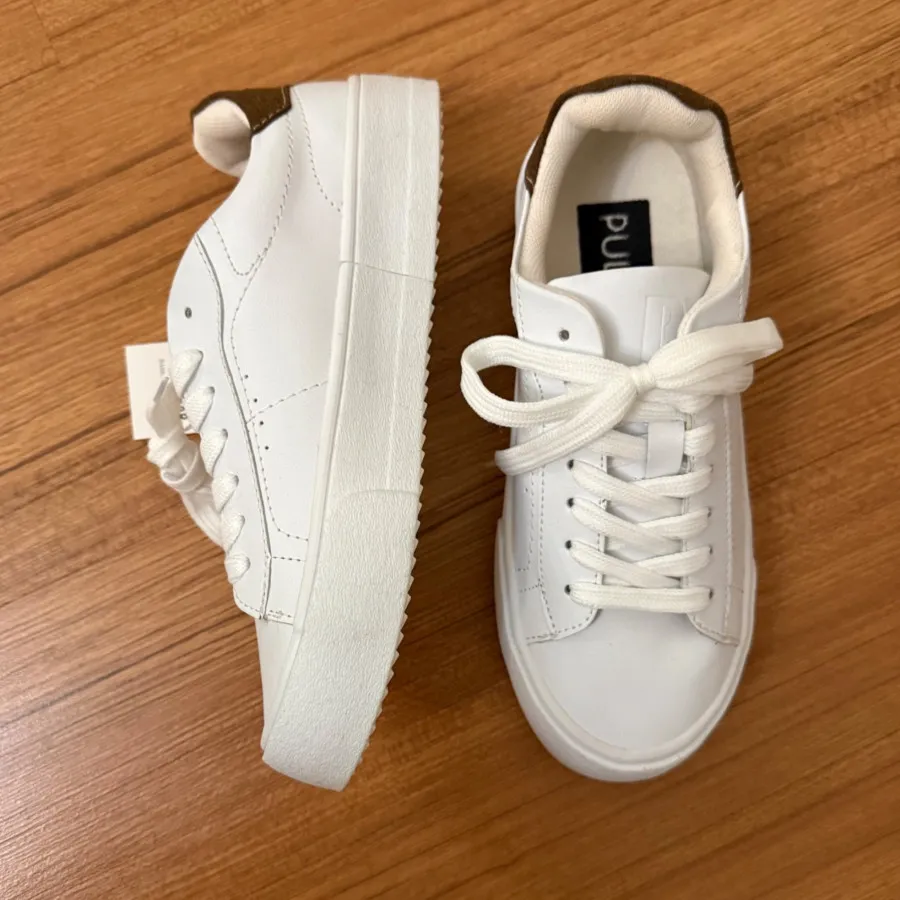 کتونی طرح پول اند بیر