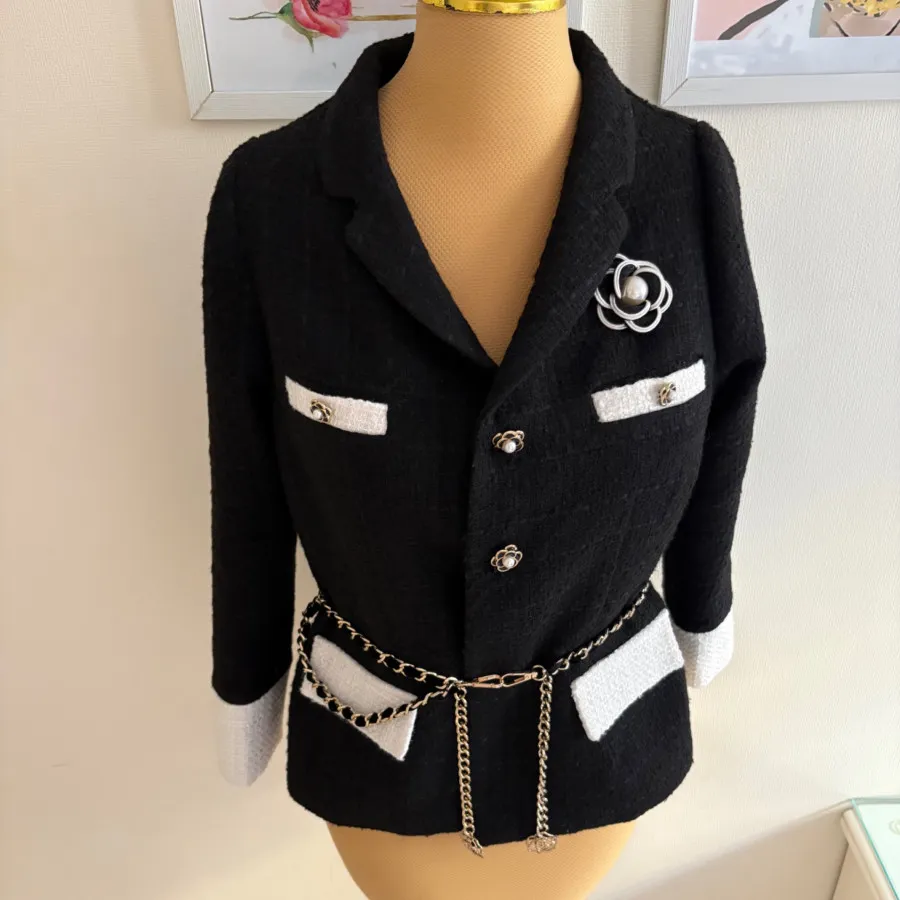 کت مشکی شانل