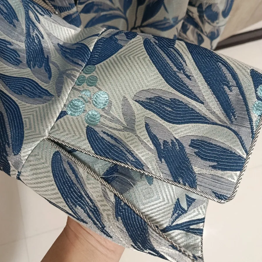 کت ژاکارد نقره ای آبی