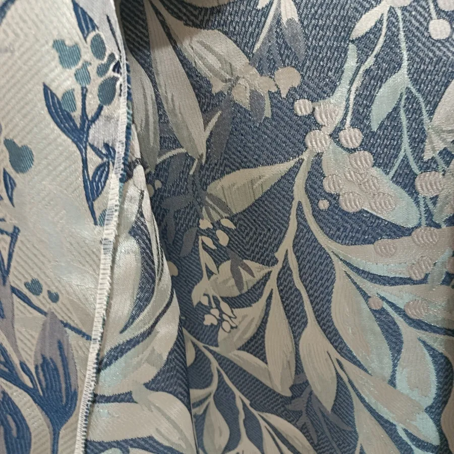 کت ژاکارد نقره ای آبی