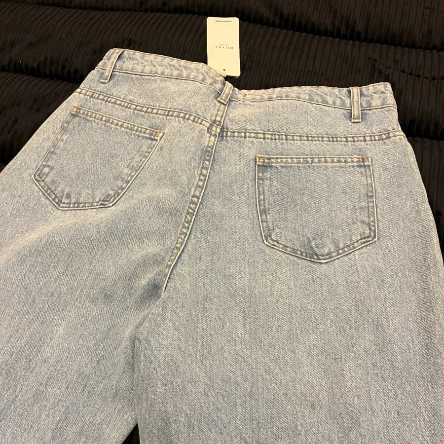 شلوار جین نیم‌بگ رویال