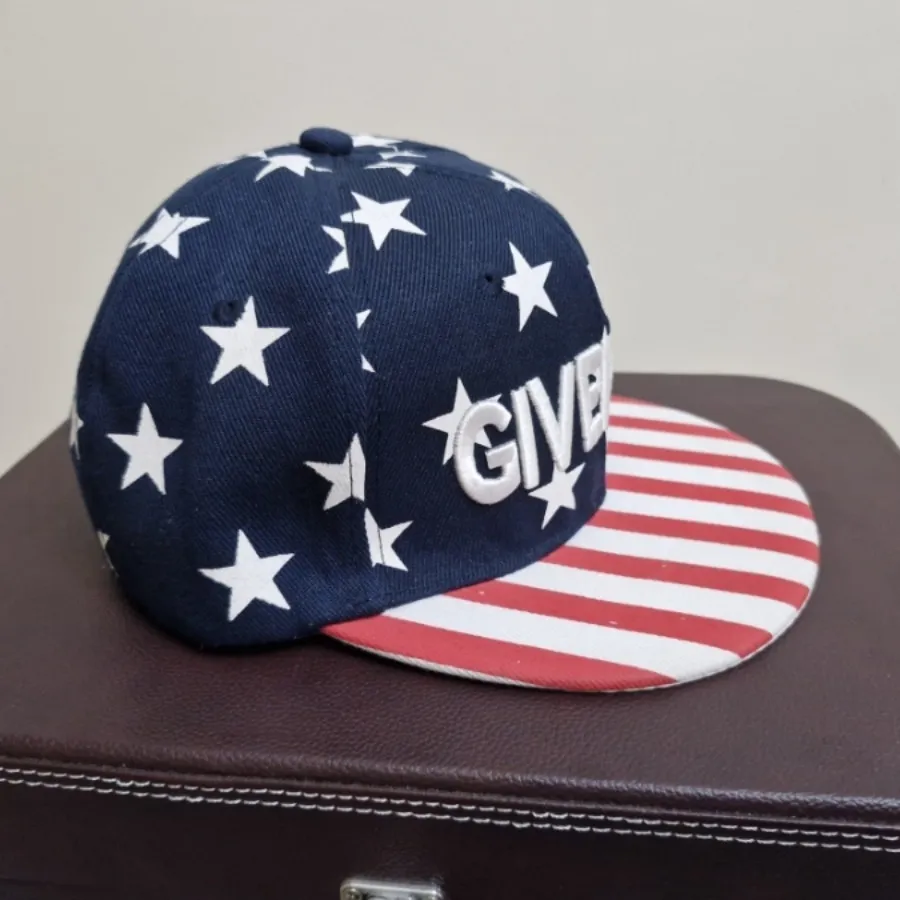 کلاه گپ نقابدار