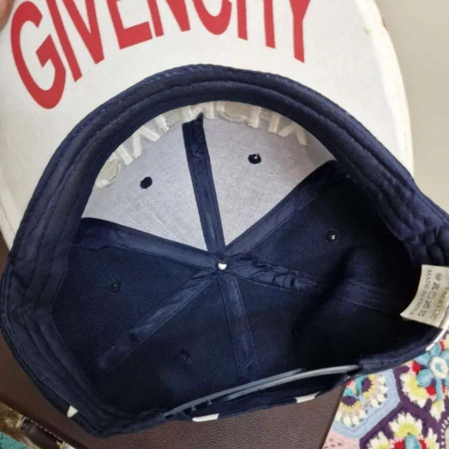 کلاه گپ نقابدار