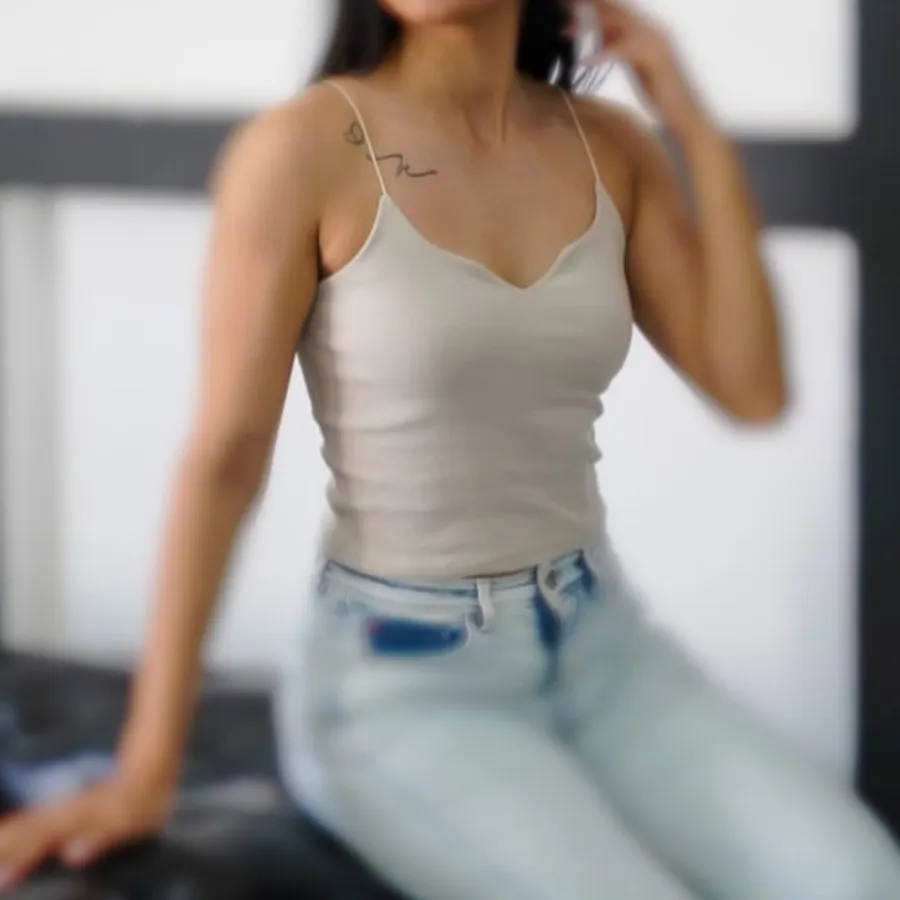 تاپ یقه کوبایی