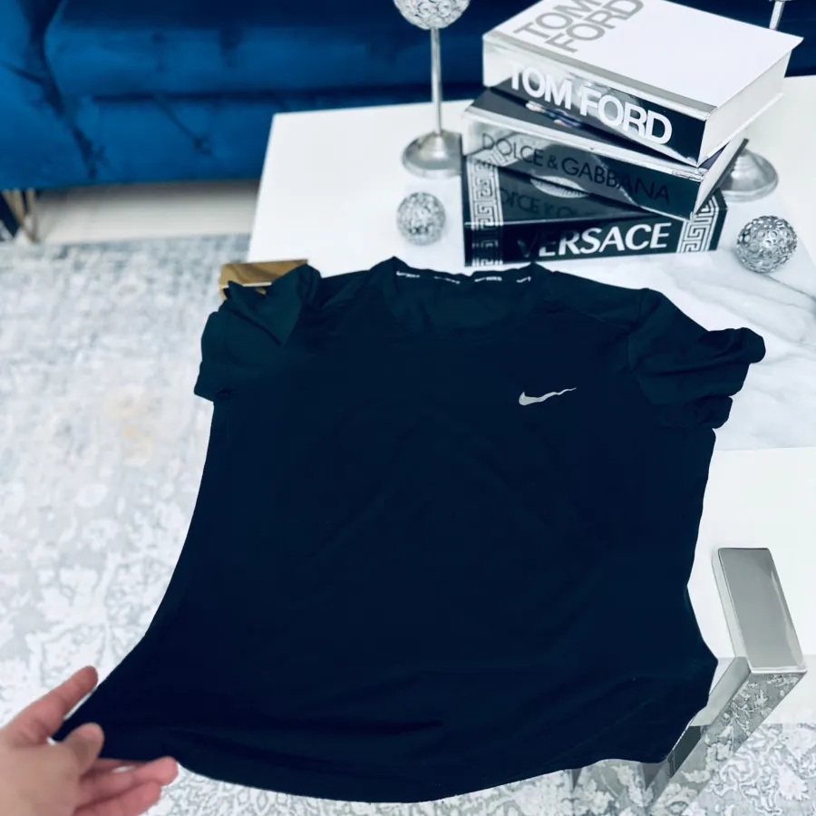 تیشرت ورزشی نایک