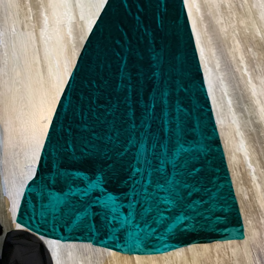 پیراهن مجلسی مخمل