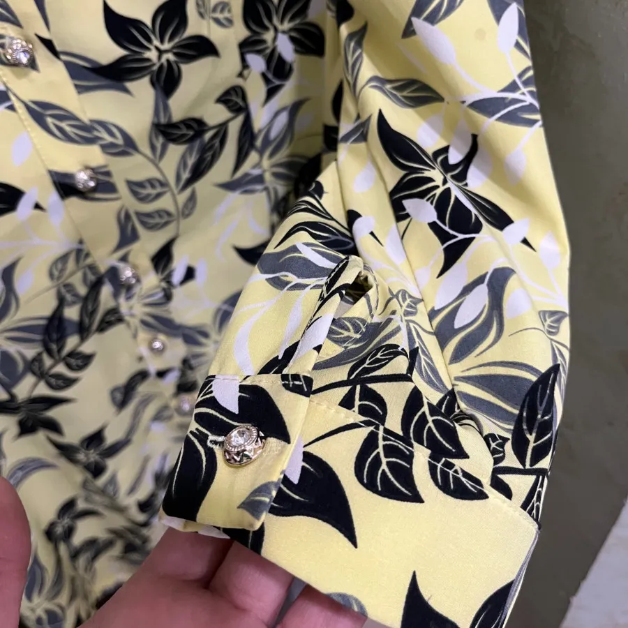 شومیز گل گلی