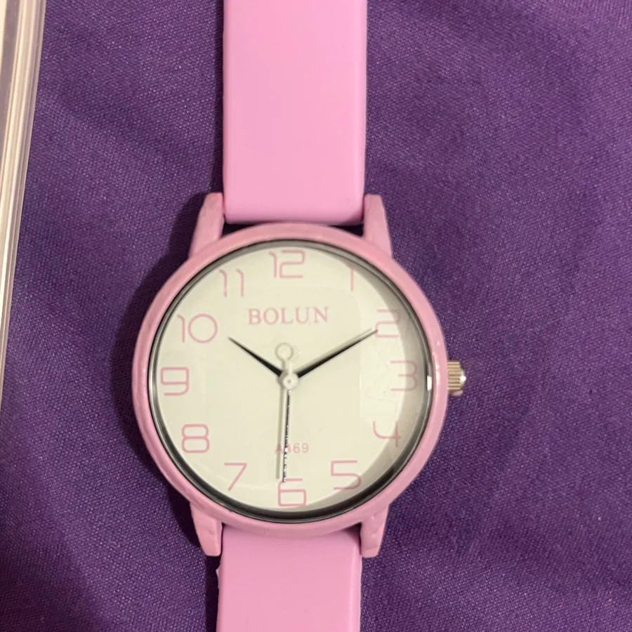 ساعت مچی پاستلی