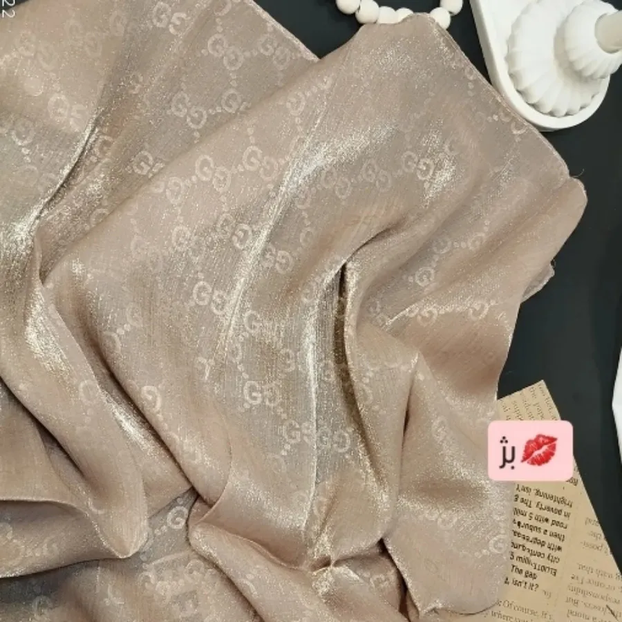 شال و مینی اسکارف