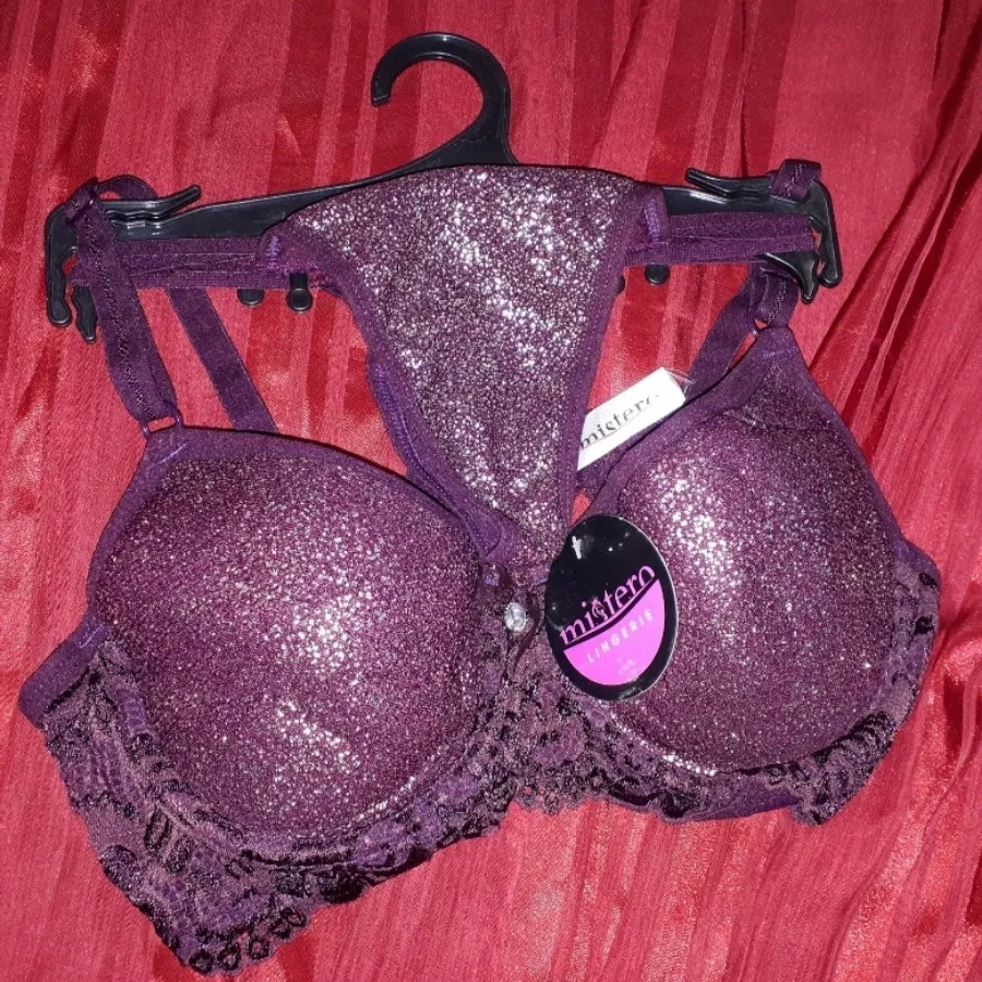 ست لباس زیر اکلیلی