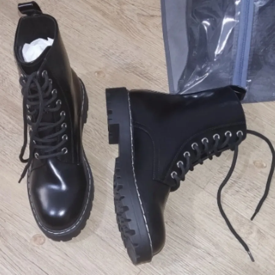 بوت خارجی زنانه