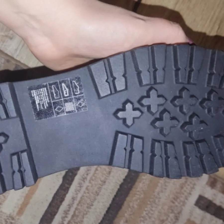 بوت خارجی زنانه