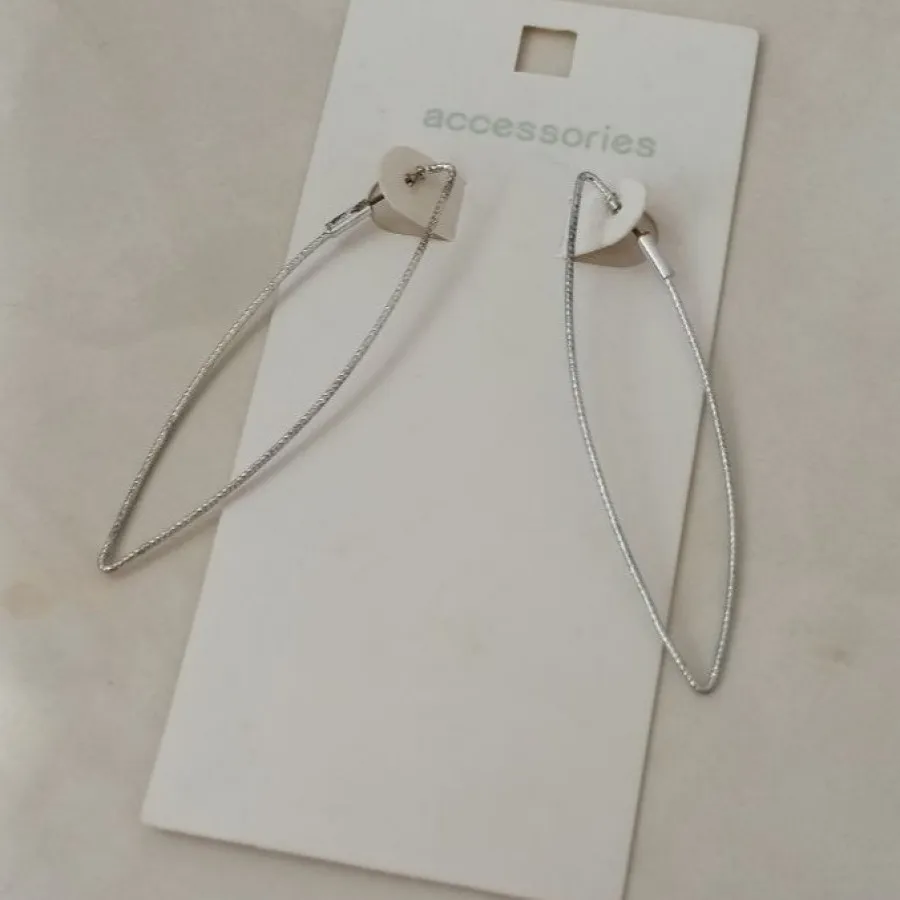 گوشواره جذاب و زیبا