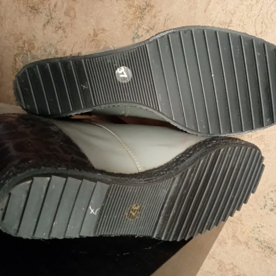 نیم بوت چرم