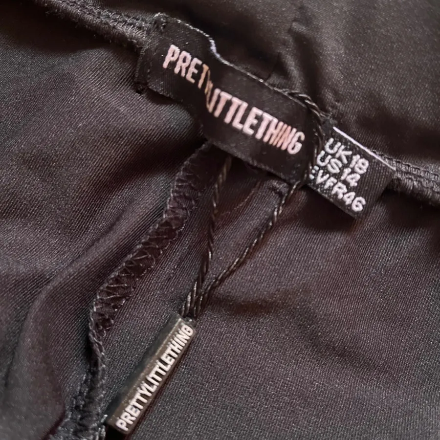 شلوارک ورزشی PLT