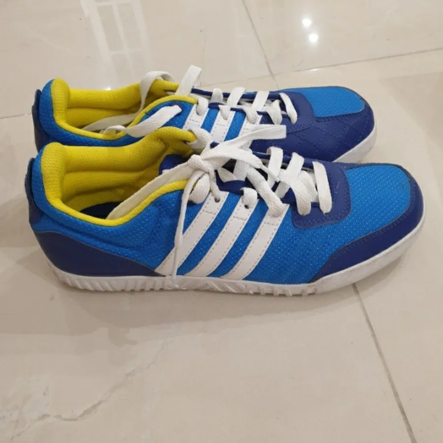 کتونی اورجینال ادیداس