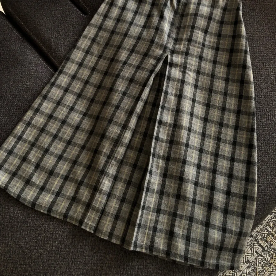 دامن چهارخونه فوتر