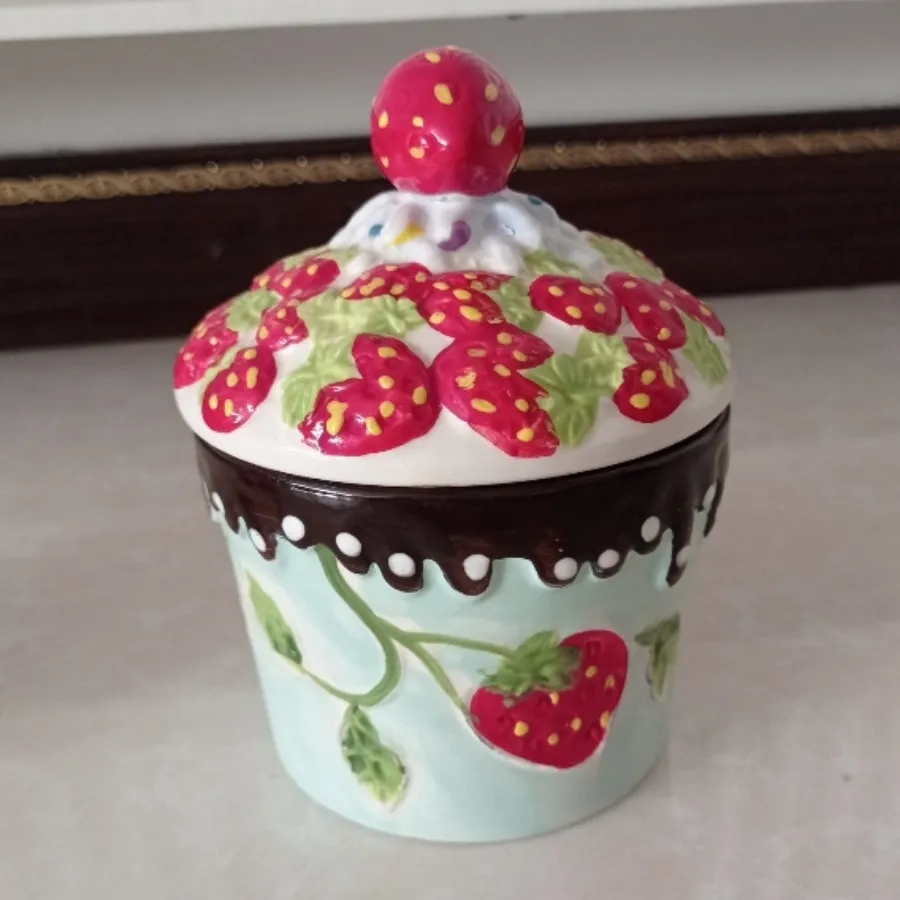 بانکه توت فرنگی