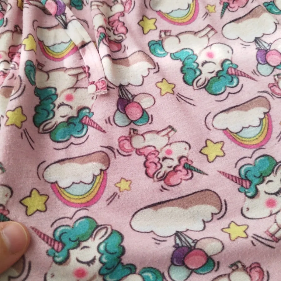 شلوارک زنانه