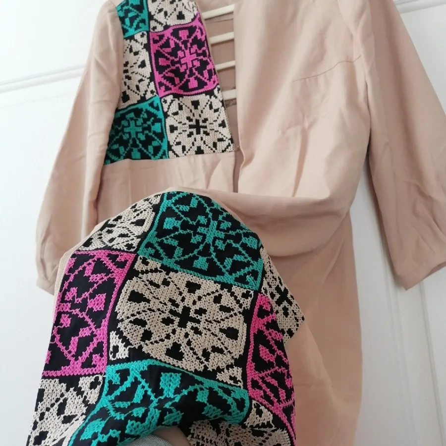 مانتو کرپ سوزن دوزی