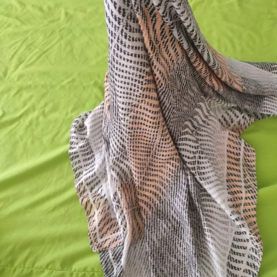 روسری با هم دویست