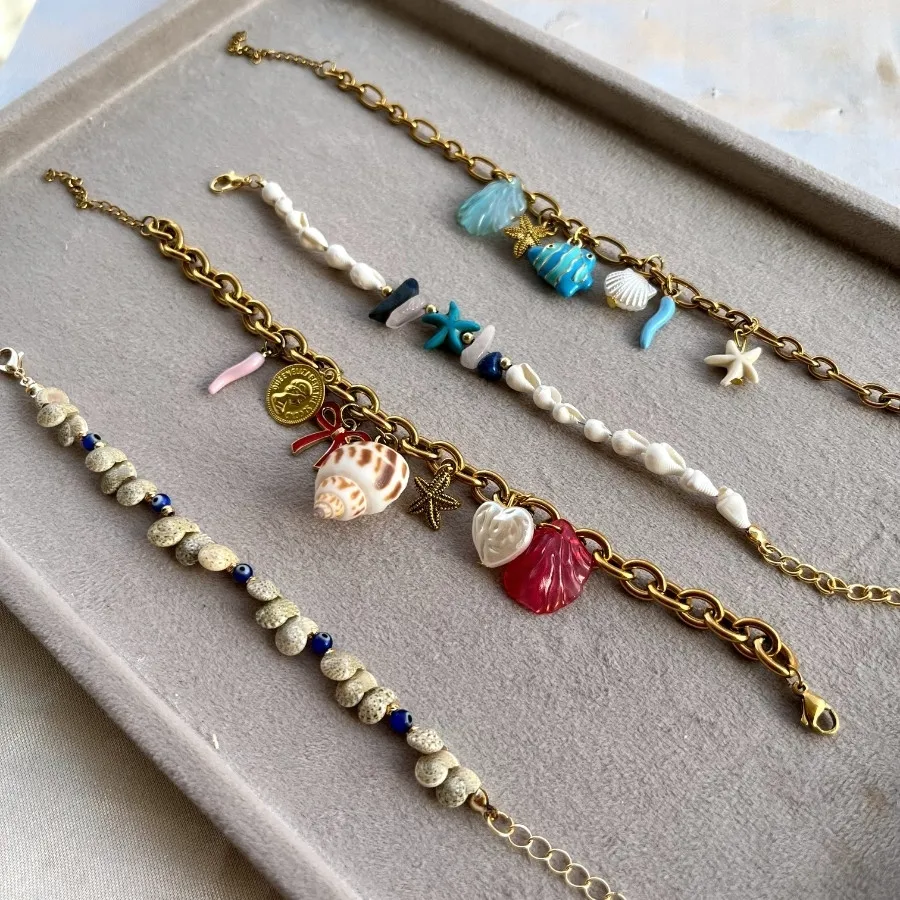 دستبند های چارم