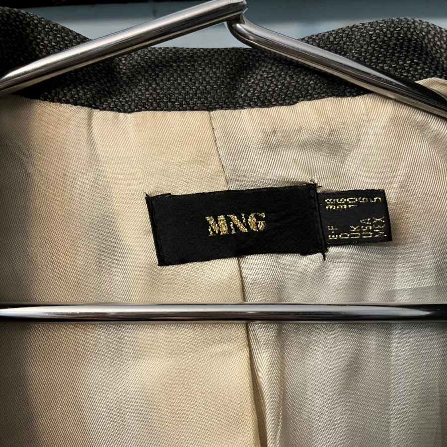 کت منگو نو سایز 38