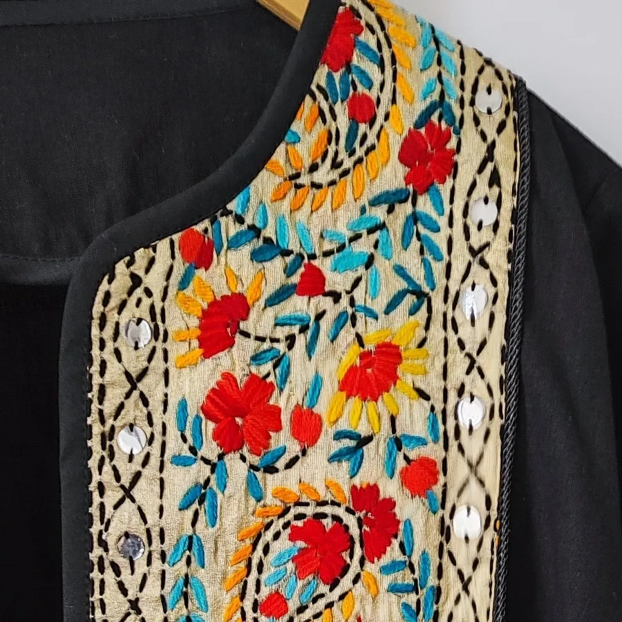 مانتو کتی سوزن دوزی