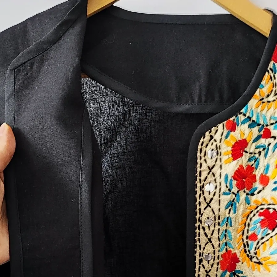 مانتو کتی سوزن دوزی