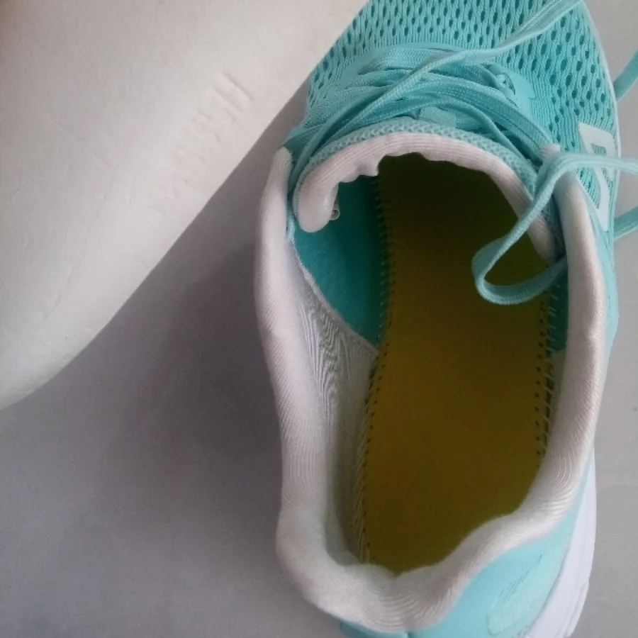 کتونی اورجینال فیلا