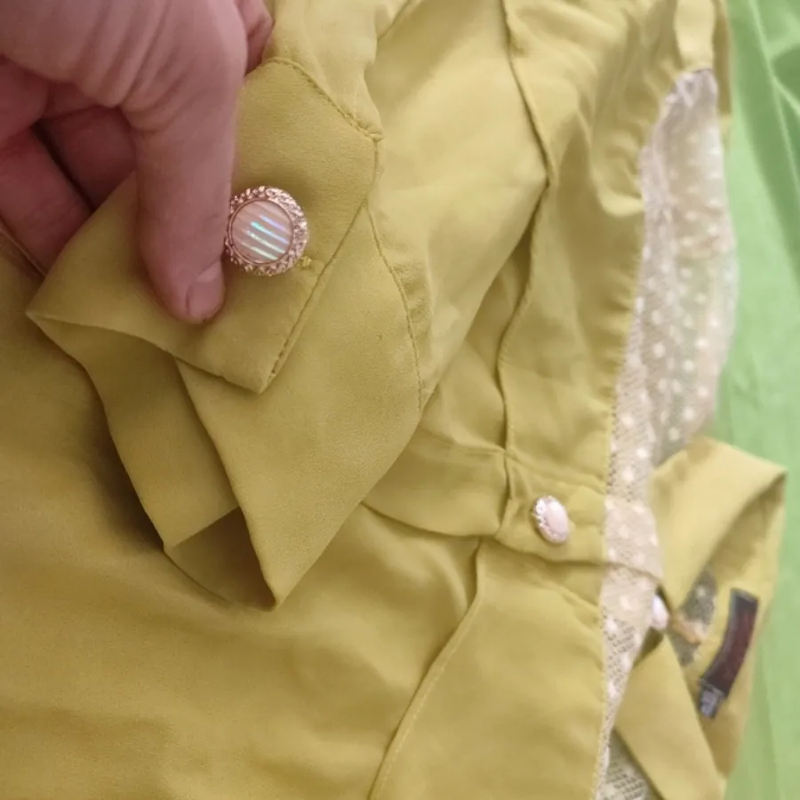 شومیز زرد کرپ حریر