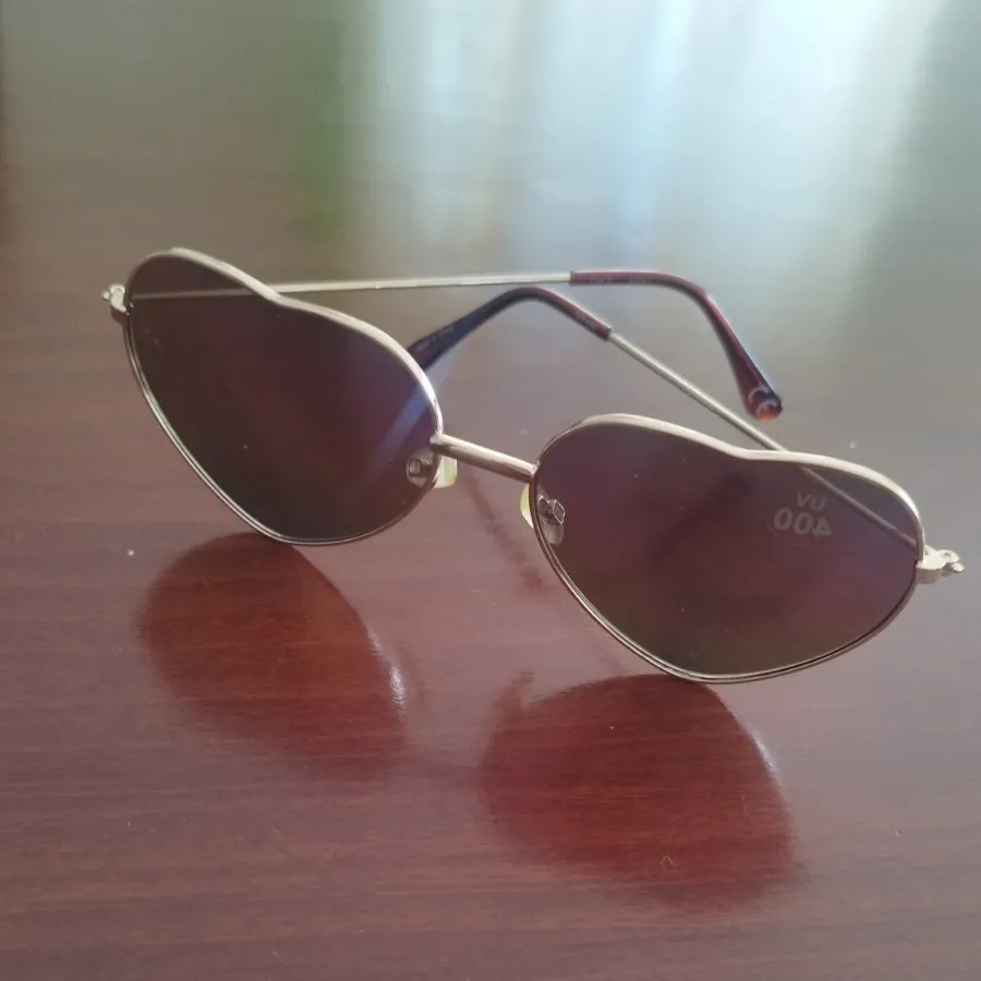 عینک دودی قلبی